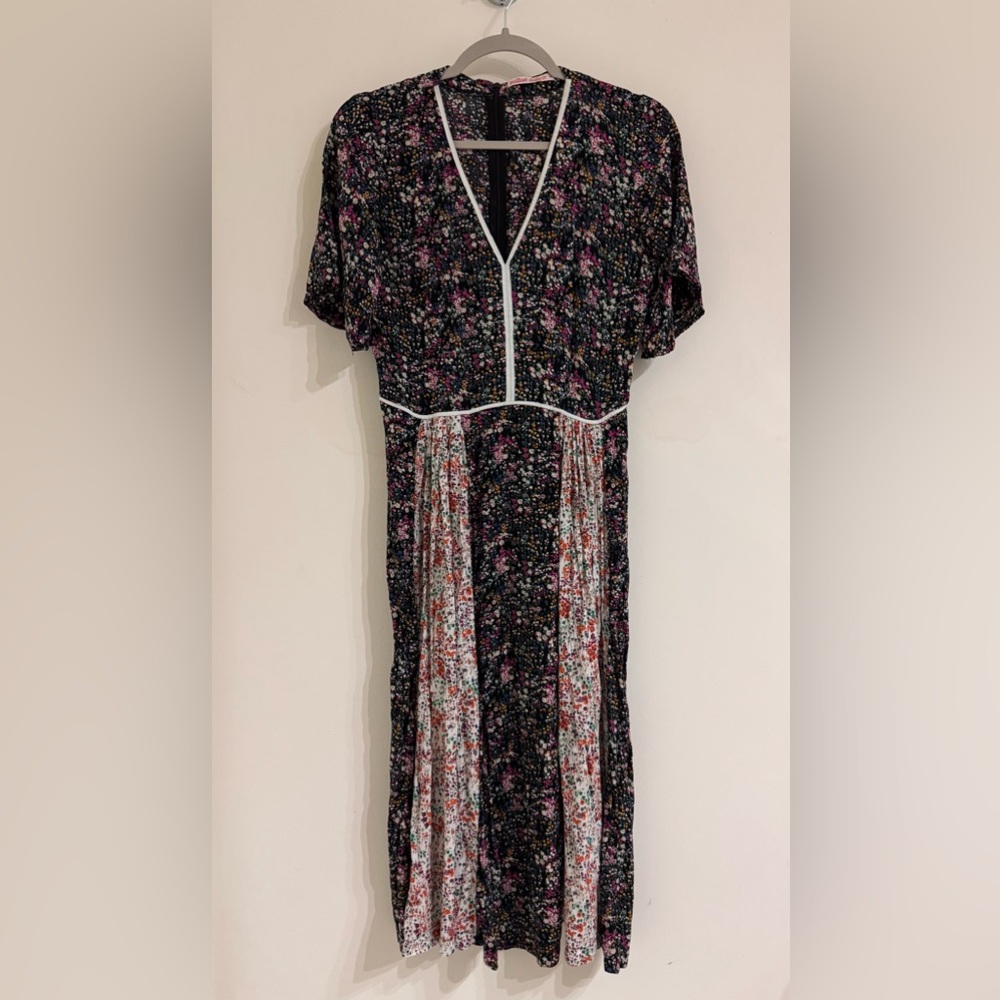 Trollied Dolly Floral V-Neck Midi Sundress